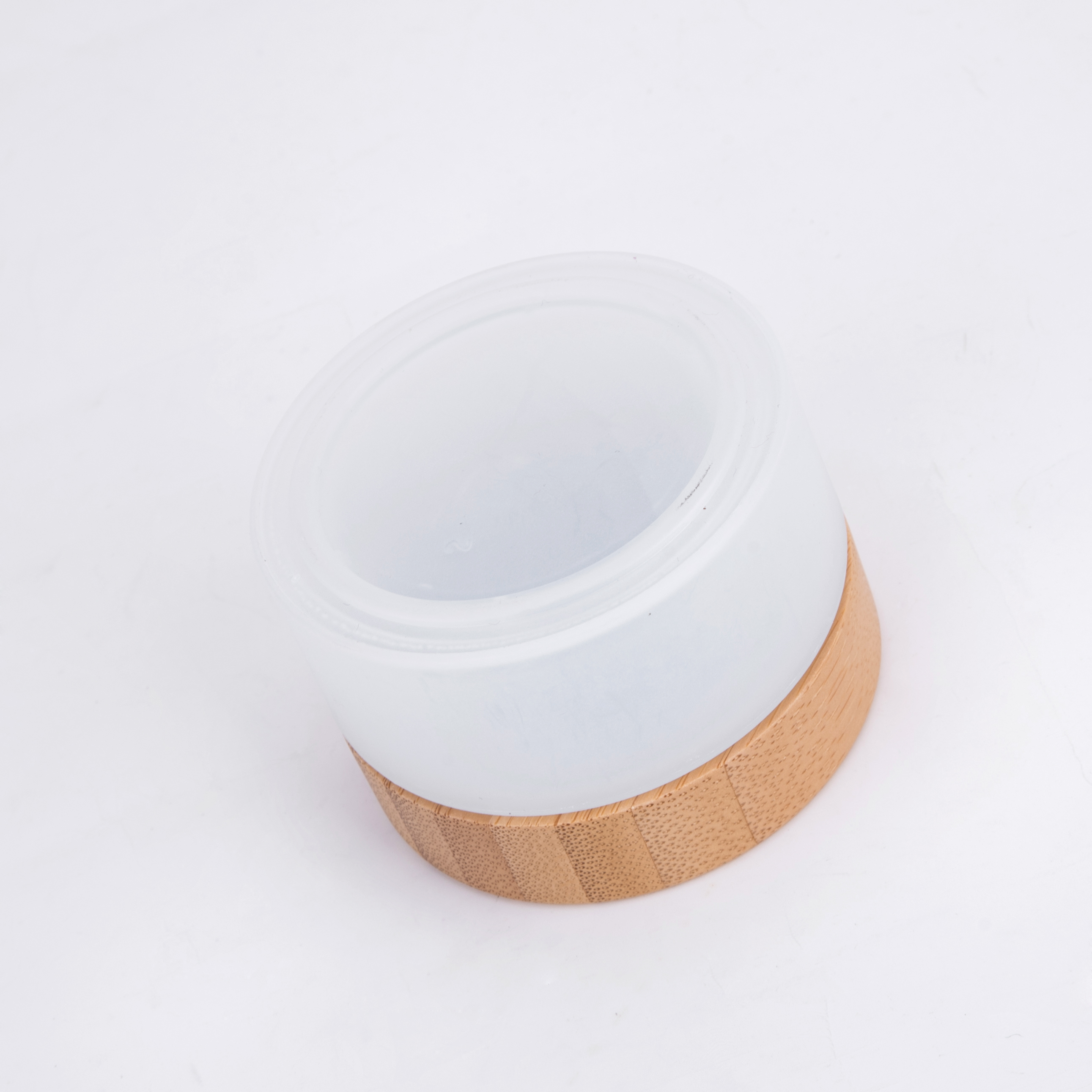 Kosmetisches Milchglas 50ml mit Bambusdeckel